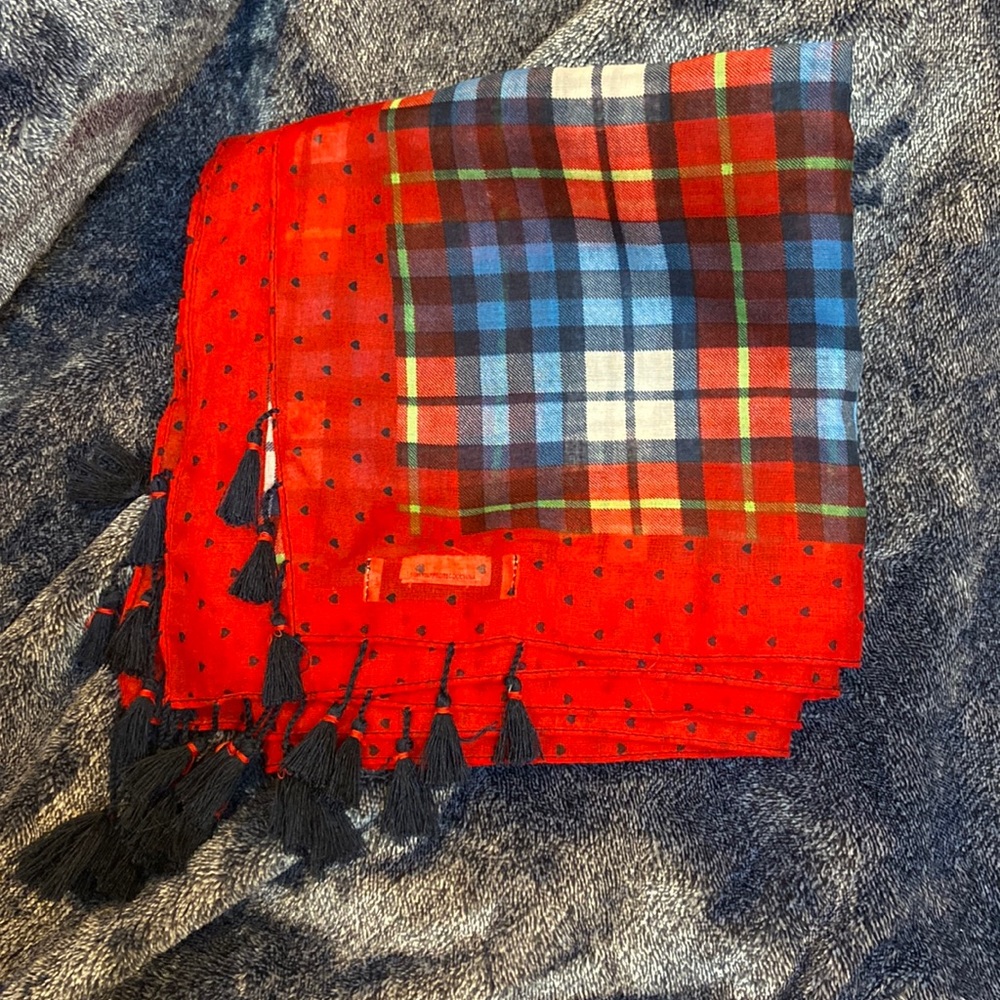 Abercrombie & Fitch red, white, blue and green with hearts & plaid pattern